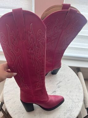 Women’s wide calf Pink Western Heeled Boots - Stylish Embroidered Shaft